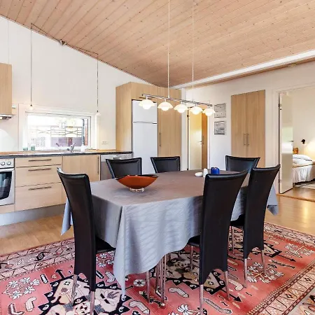6 Person In Vestervig-by Traum * Vestervig